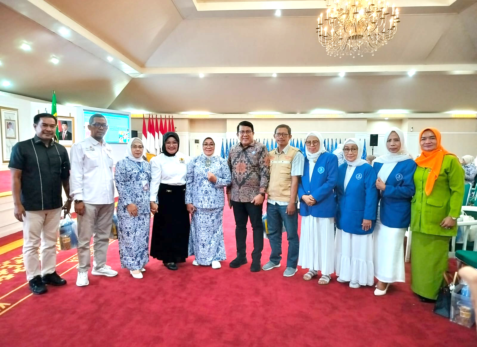 Menghadiri Undangan Rakercab-IX DPC IWAPI  Kabupaten Bogor